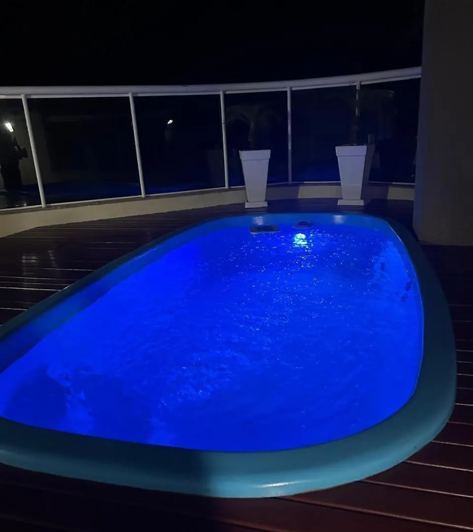 Cobertura Duplex Com Piscina Privativa E Vista Para O Mar Bombinhas
